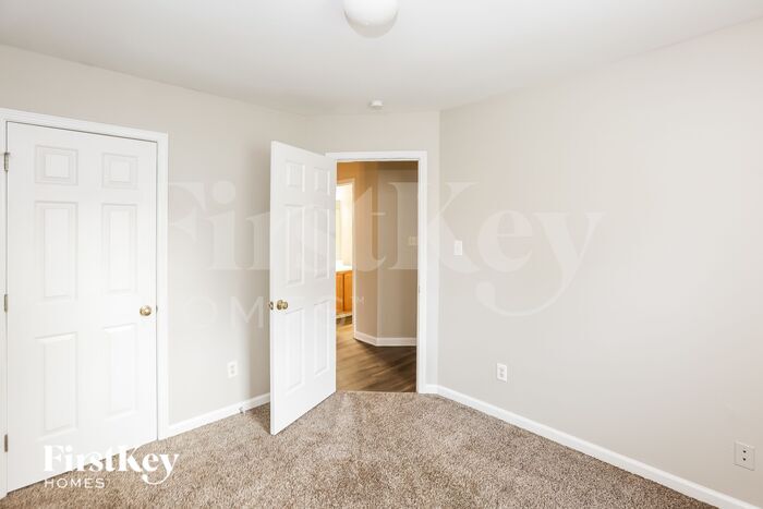 Building Photo - 6713 Rain Creek Way