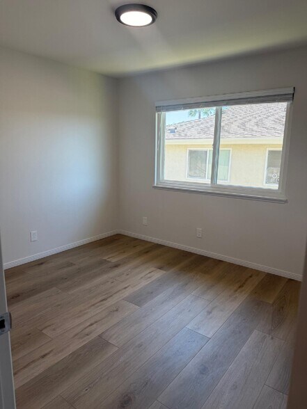 Building Photo - 609 Avenida del Platino