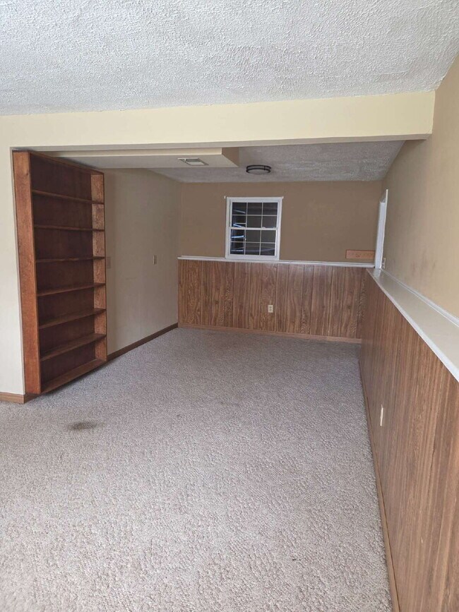 Building Photo - "Spacious 4-Bedroom Gem with Finished Basement in Walkersville - Ideal Family Living!"