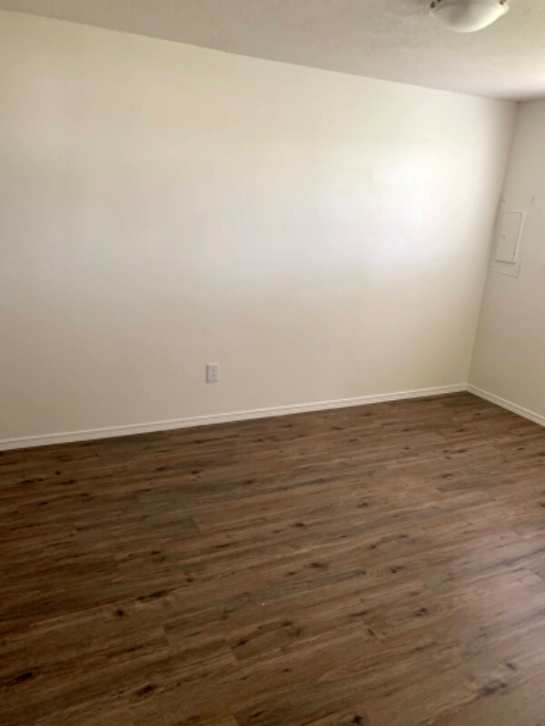 Building Photo - 2710 NW Norwood St