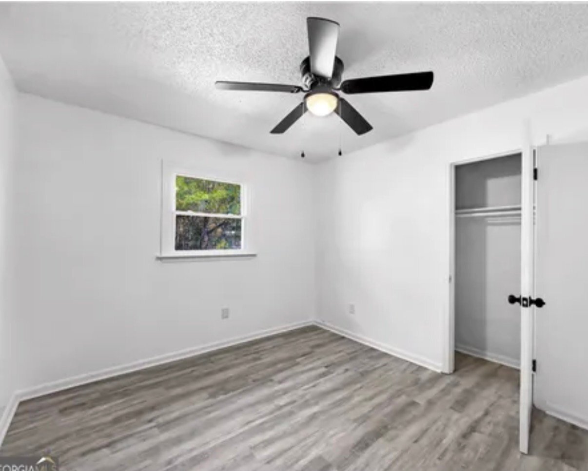 Building Photo - 803 Crestwood Terrace