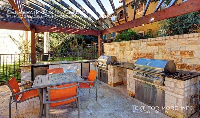 Building Photo - The Marquis at Barton Trails