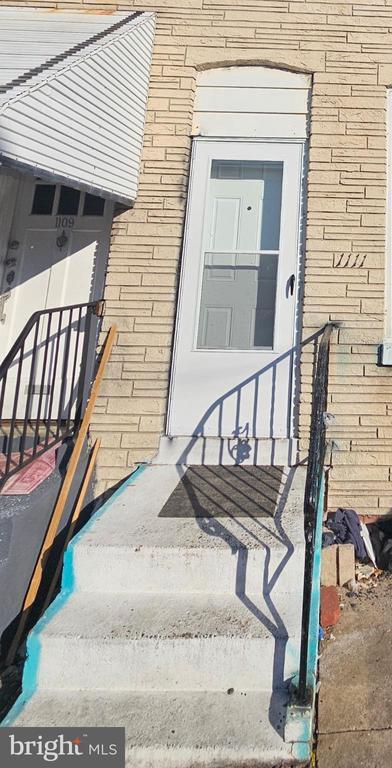 Building Photo - 1111 Green St