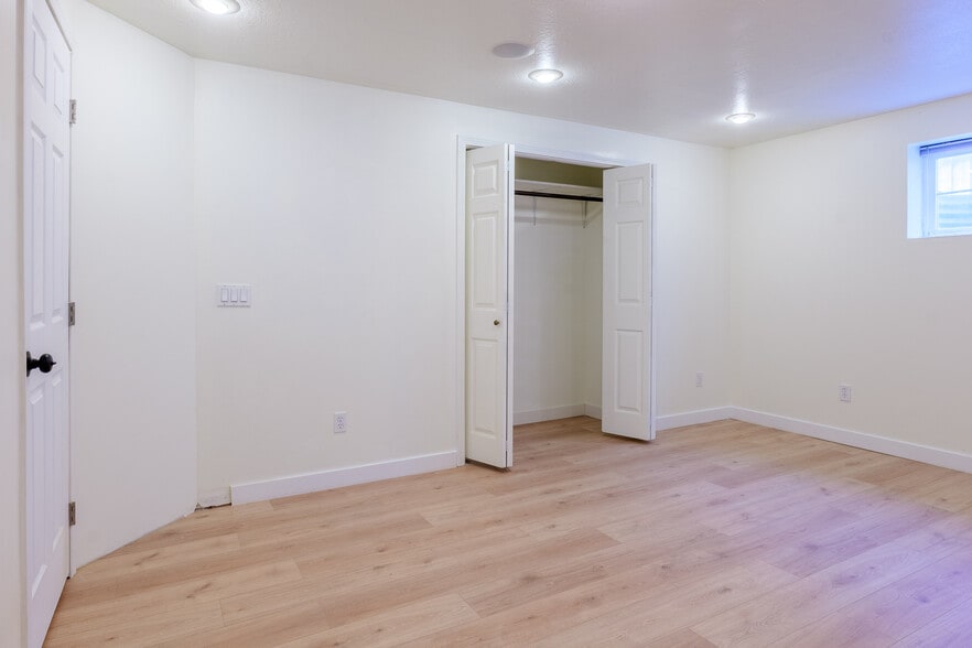 Building Photo - 4502 S 1720 W
