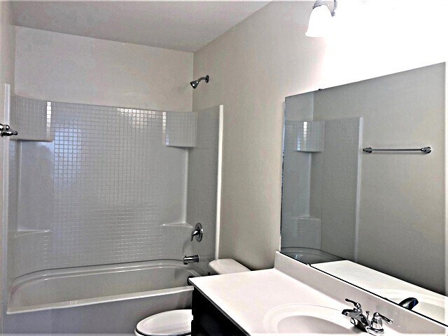 Building Photo - 198 Orion Way