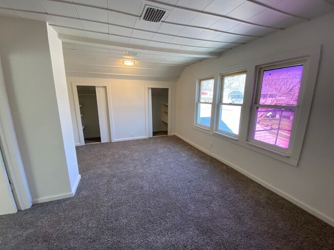 Building Photo - 2317 S Patterson St