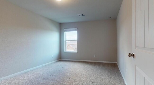 Building Photo - 3010 Orchid Ranch Dr
