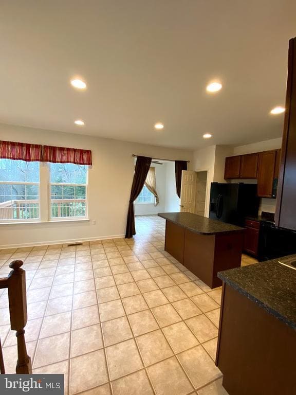 Building Photo - 120 Woodman Ct