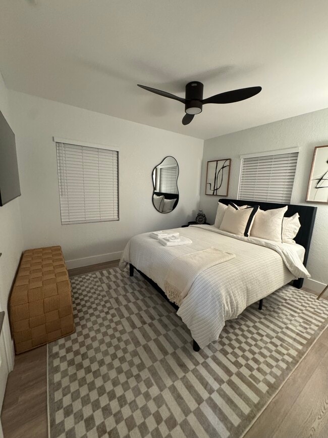 Building Photo - 1617 NW 7th Terrace