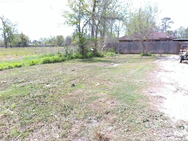 Building Photo - 7949 Lockwood Dr