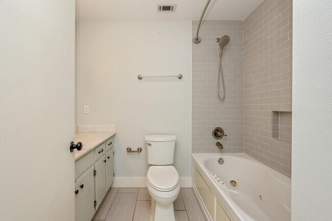 Building Photo - 235 Sotir St NW