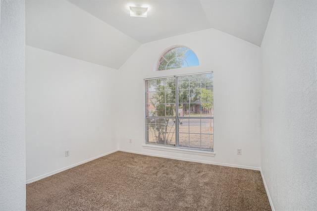Building Photo - 4712 Shorewood Dr