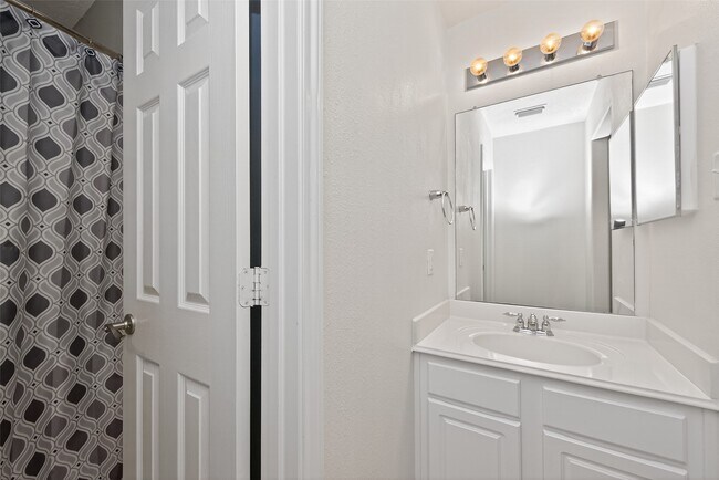 Building Photo - 21345 Terreton Springs Dr