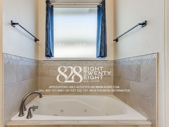 Building Photo - **COMING JANUARY 2ND!!!** STUNNINGLY BEAUTIFUL SPACIOUS 5 BED/3 BATH HOME IN ST JAMES PARK!