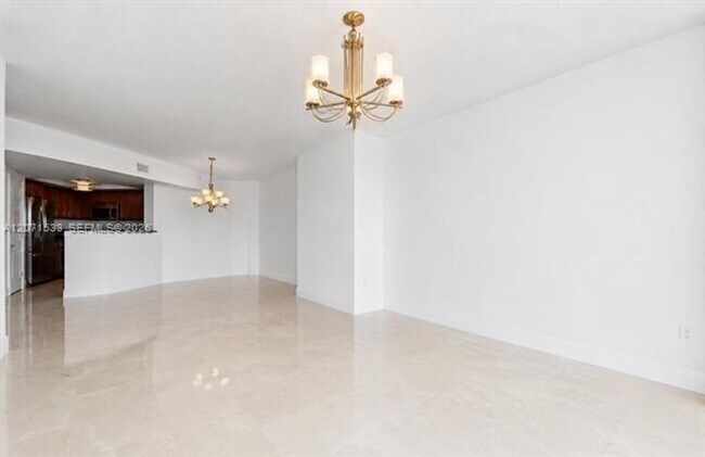 Building Photo - 16699 Collins Ave