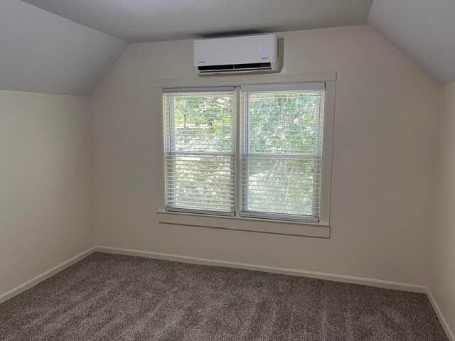 Building Photo - 102 Enchantment Cir