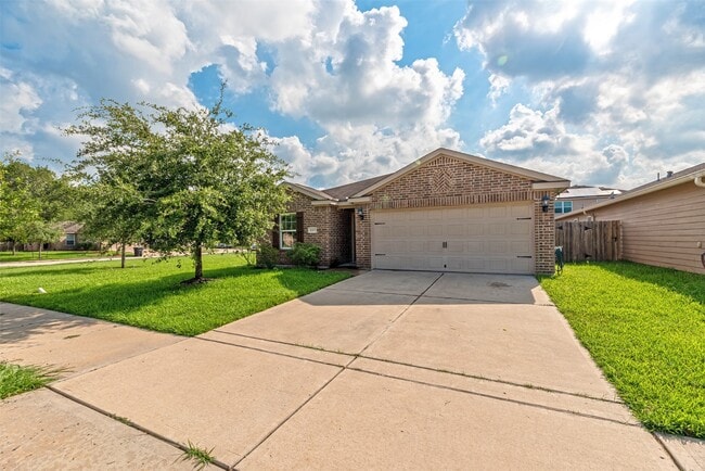 Building Photo - 11207 Hall Pines Ct
