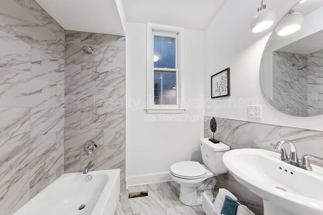 Building Photo - 6401 S Eberhart Ave