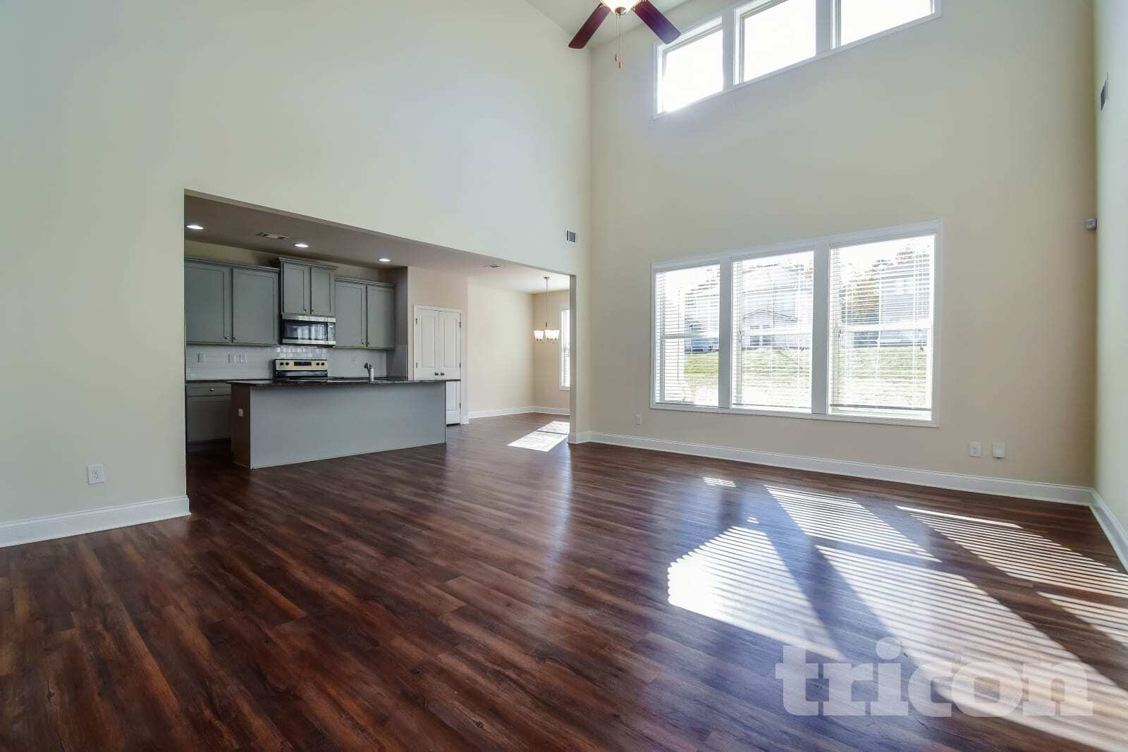 Building Photo - 4061 Bella View Ln