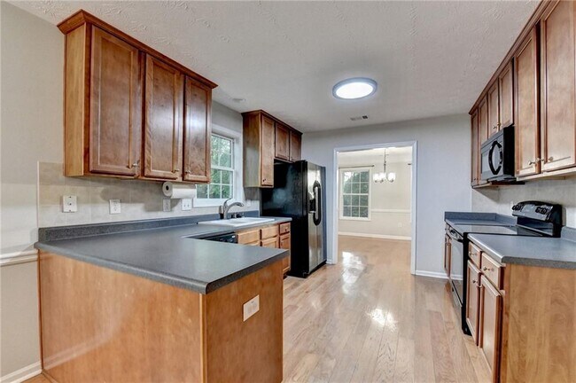 Building Photo - 310 Andrew Ridge Dr
