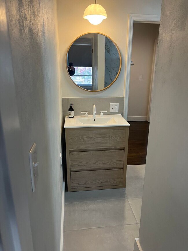 Building Photo - 2679 Olympia St