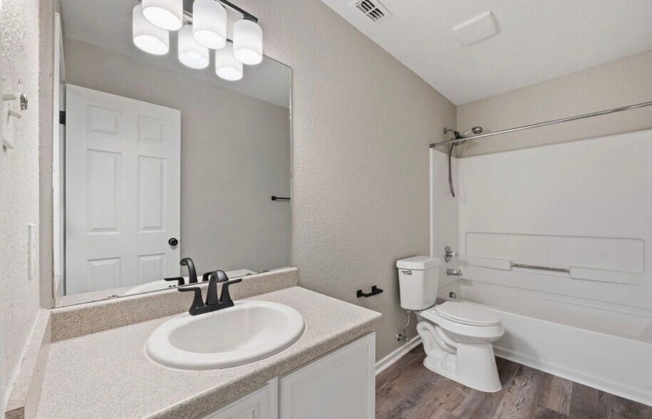 Building Photo - 10807 Indigo Creek