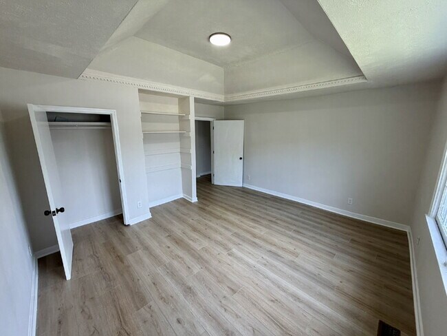 Building Photo - Newly Remodeled 2BR/2BA East Nashville Home with Covered Front Porch, Huge Deck, Spacious Backyar...
