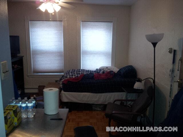 Building Photo - 40 Anderson St