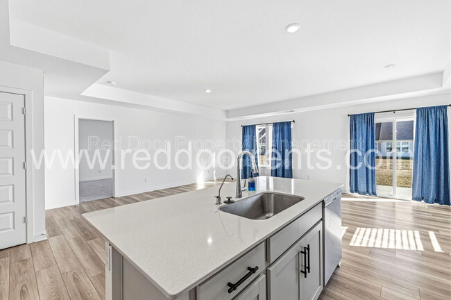 Building Photo - 783 Garrow Dr