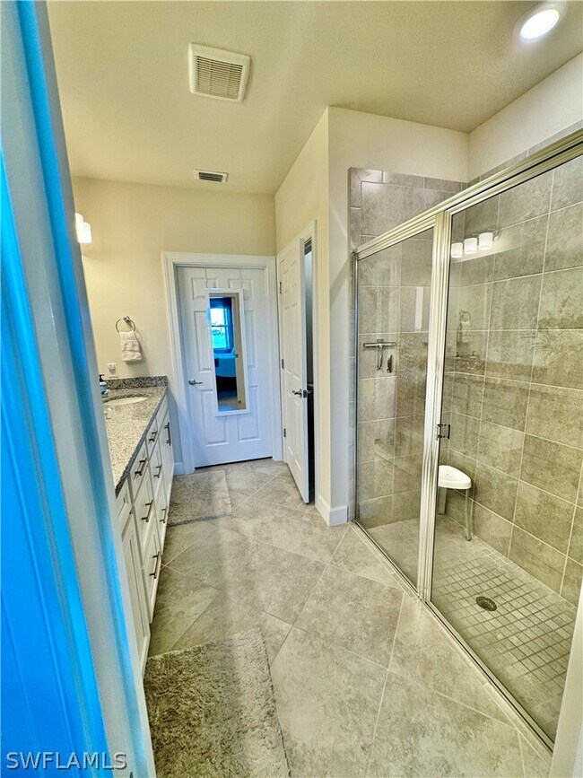 Building Photo - 5690 Mayflower Way