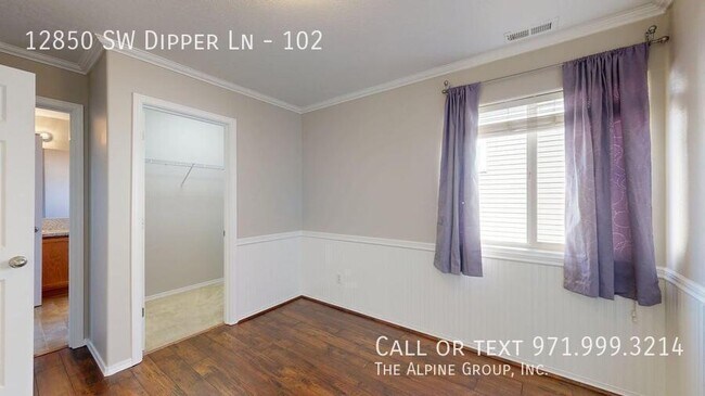Building Photo - 12850 SW Dipper Ln