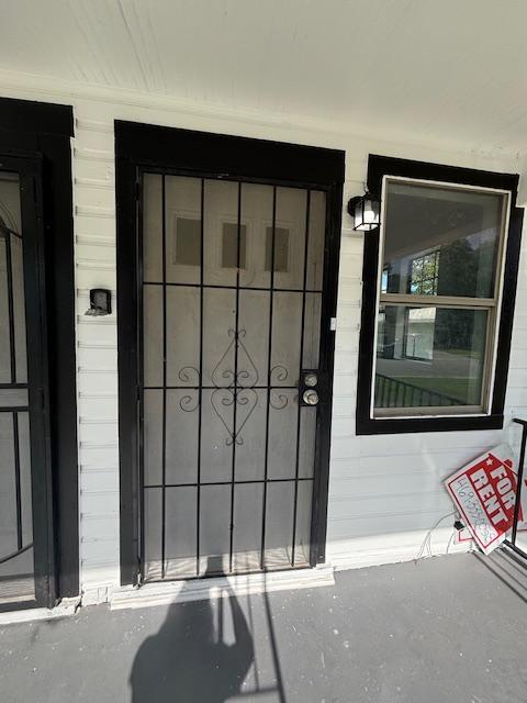 Primary Photo - 2116 Columbus Ave
