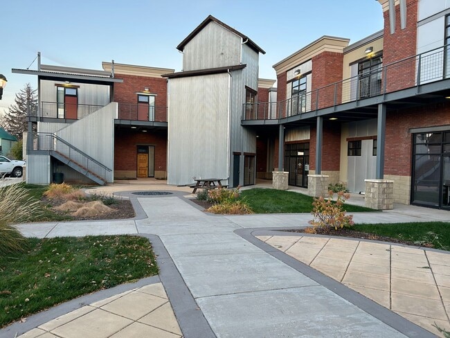 Primary Photo - Furnished! Downtown Studio Flat in Manhattan