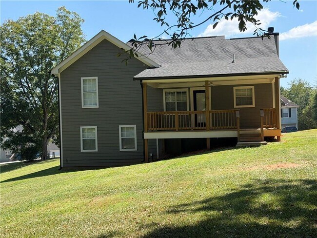Building Photo - 252 Thorn Brook Cir