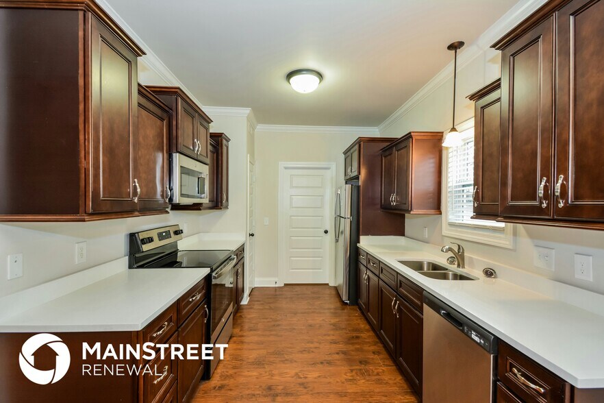 Building Photo - 313 Drema Ct