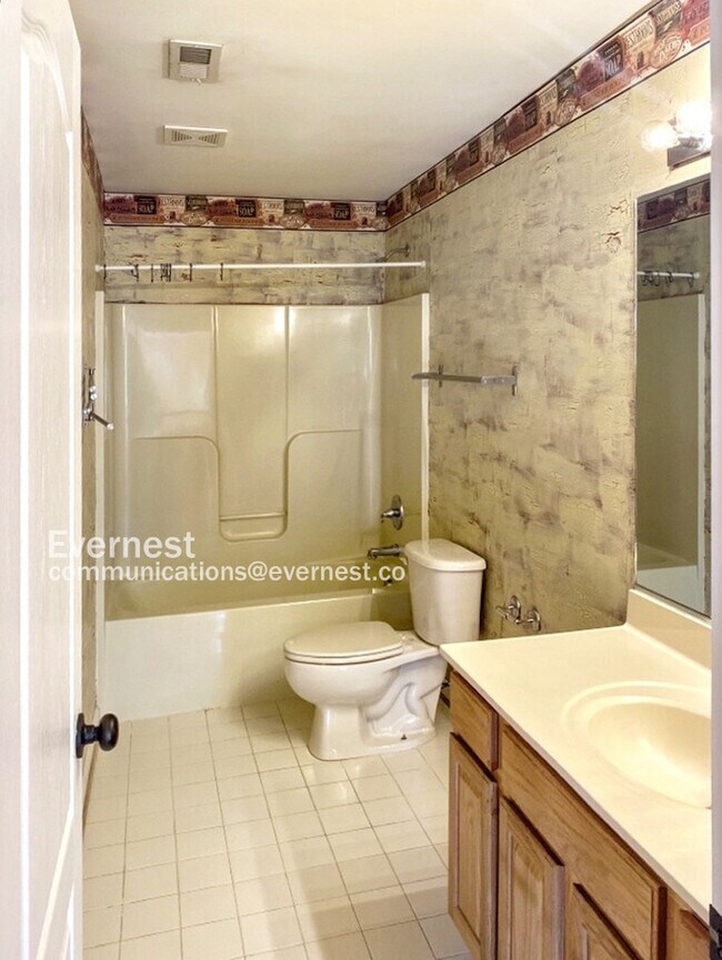 Building Photo - 1008 Black Oak Ct