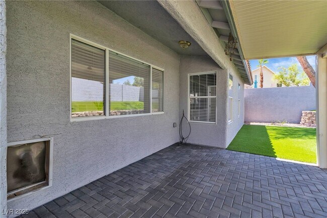 Building Photo - 1763 Summerwood Cir