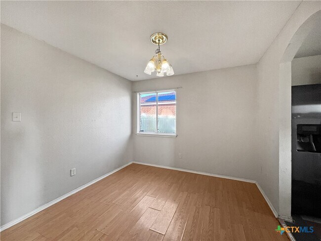 Building Photo - 3509 Bugle Dr