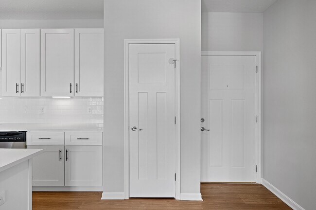 Floorplan - Monmouth Row Apartments