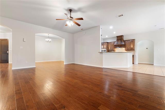 Building Photo - 4013 Dalton Dr