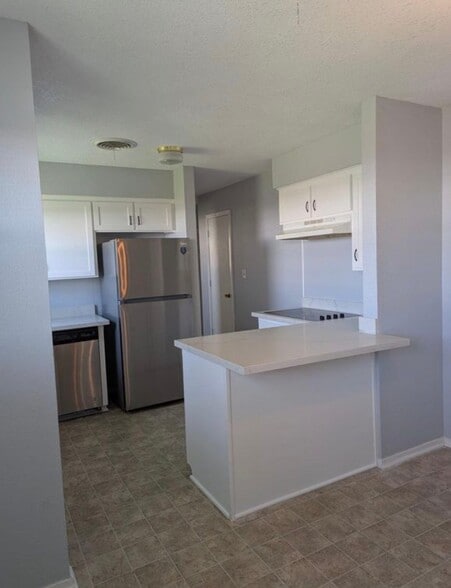 Building Photo - 5309 Oregon Trail