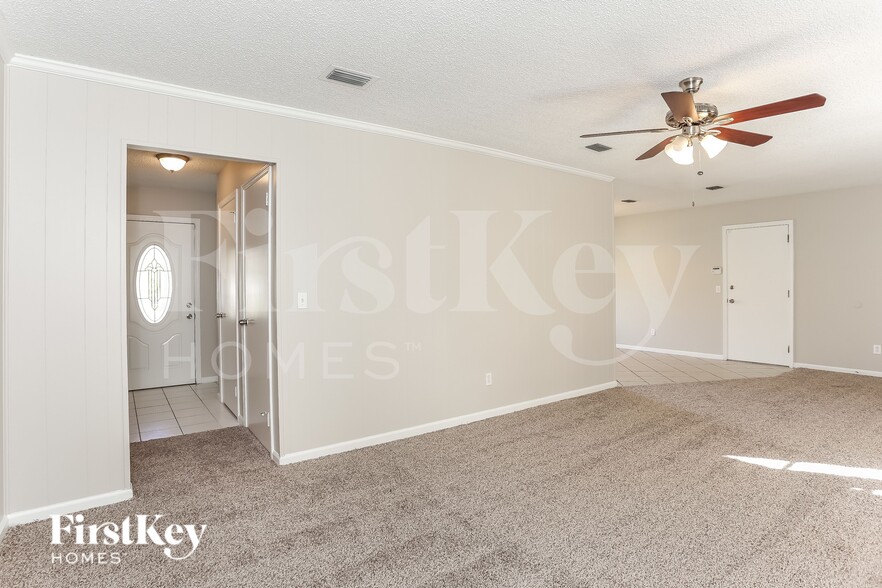 Building Photo - 3950 Knott Grass Rd