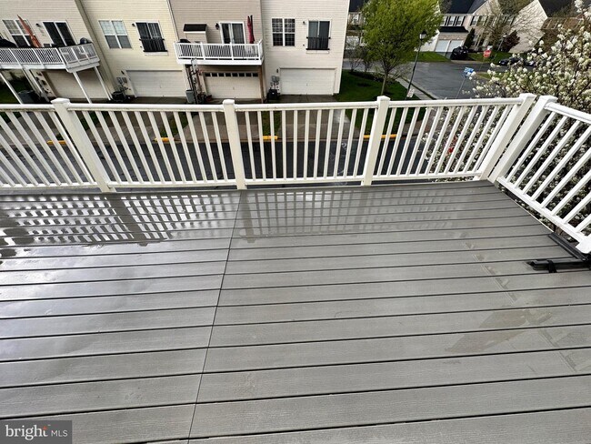 Building Photo - 44251 Huron Terrace