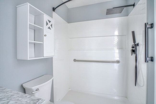 Building Photo - 341 Shoshone Pl