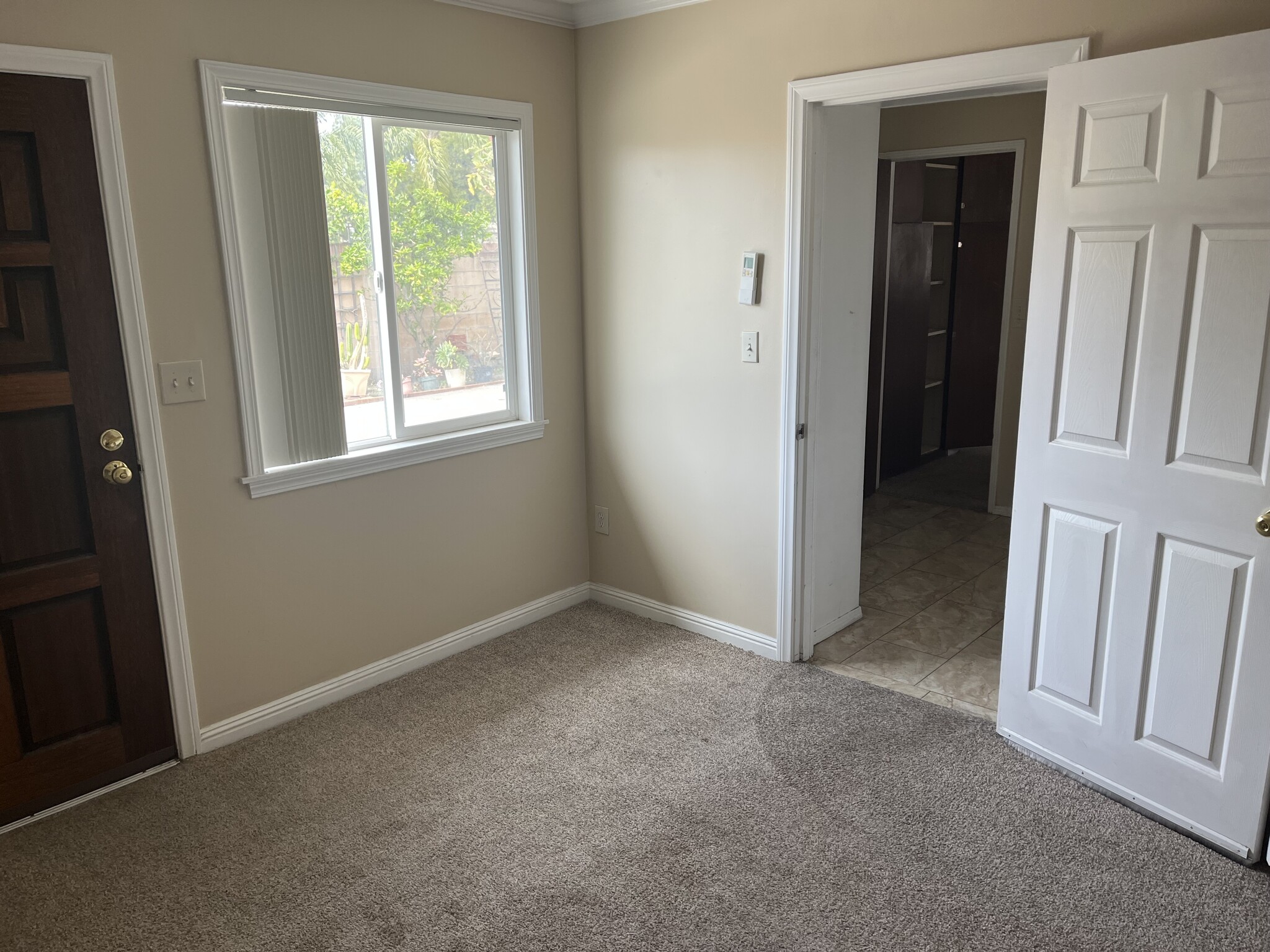 bedroom 3 11x11 no bathroom - 7652 Haldor Pl