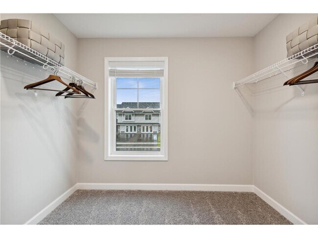 Building Photo - Beautiful 3bed 3bath Lennar smart home for lease in Otsego