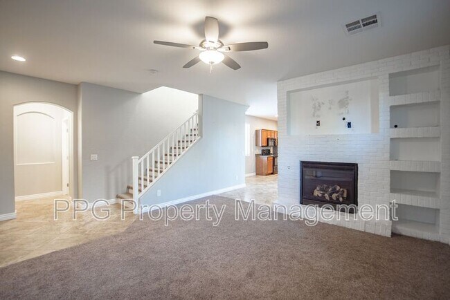Building Photo - 15166 W Aster Dr