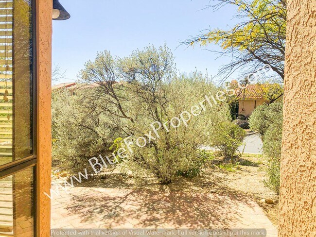 Building Photo - 7601 N Calle Sin Envidia