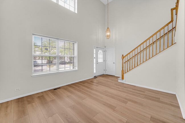 Building Photo - 1775 Kelberg Ave