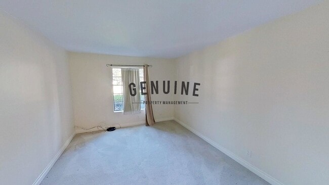 Building Photo - 1 Bedroom ~ Live in the Heart of South Coa...